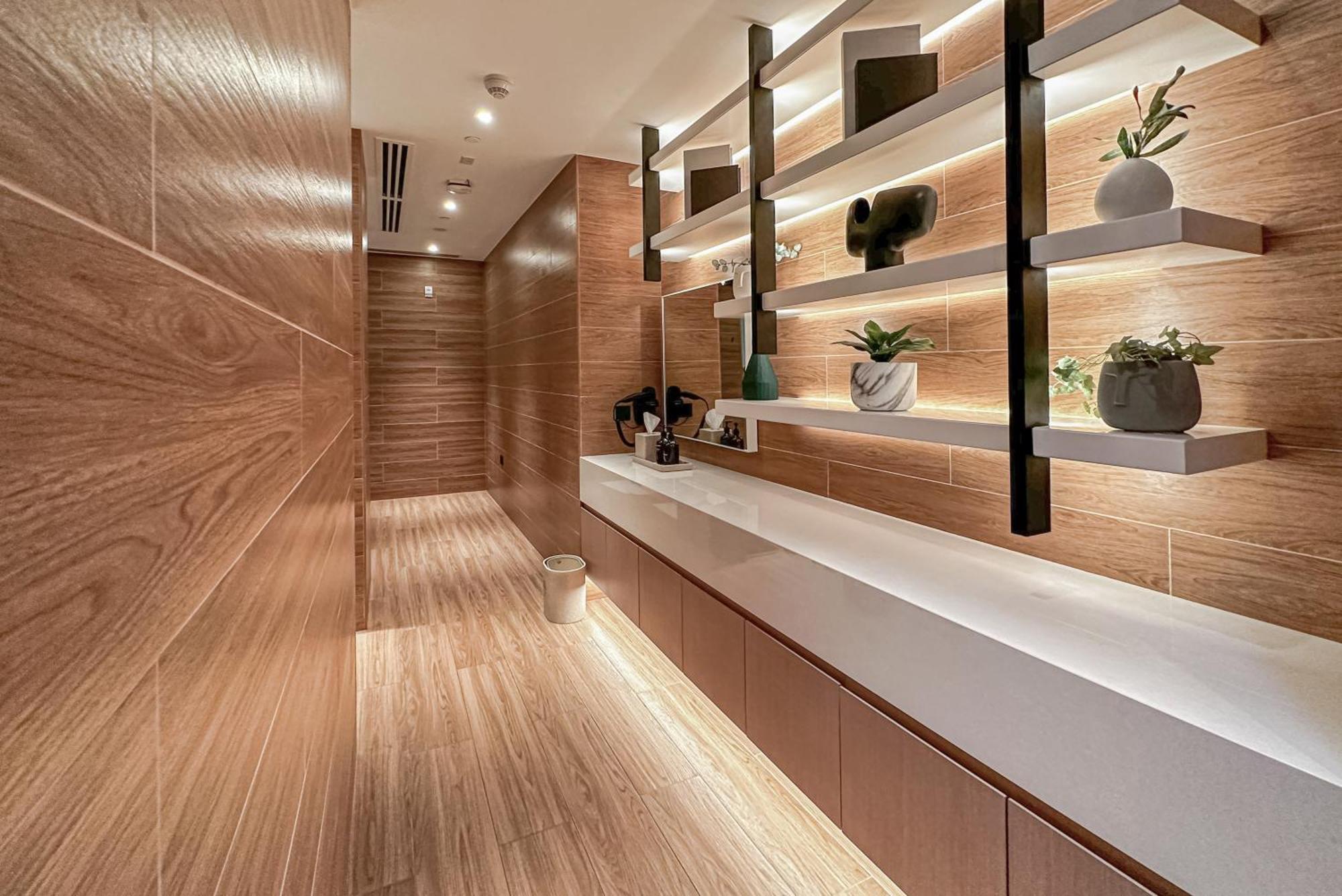 Appartamento Modern 2Br High Floor Haven In Vida Dubai Marina Esterno foto