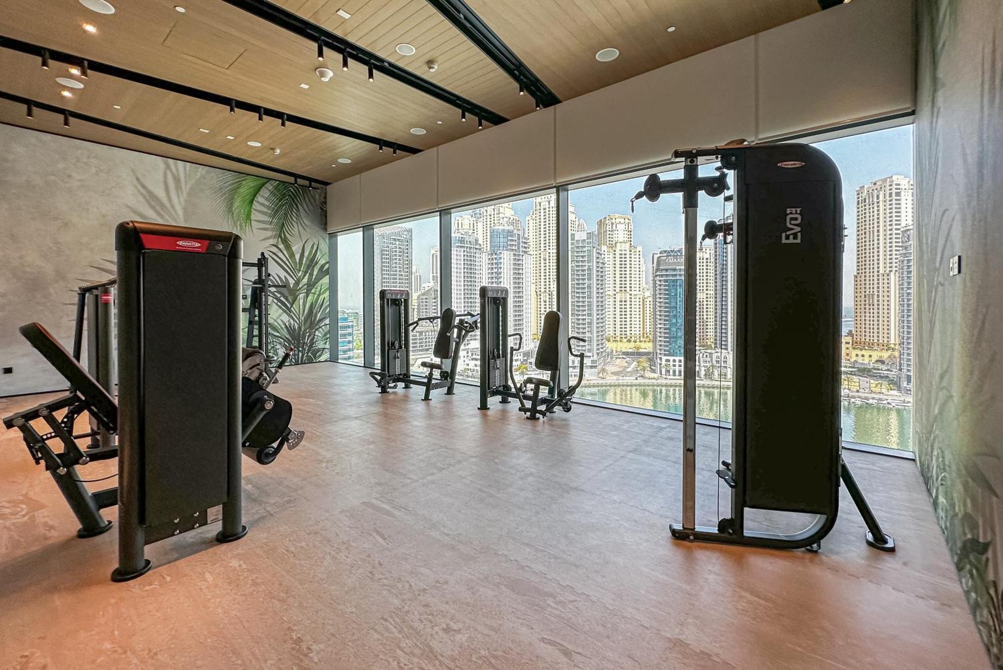 Appartamento Modern 2Br High Floor Haven In Vida Dubai Marina Esterno foto