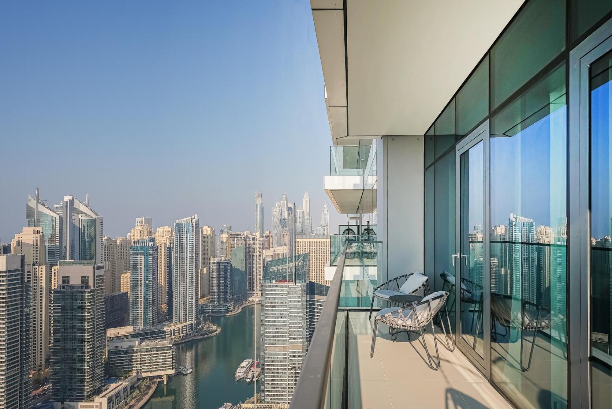 Appartamento Modern 2Br High Floor Haven In Vida Dubai Marina Esterno foto