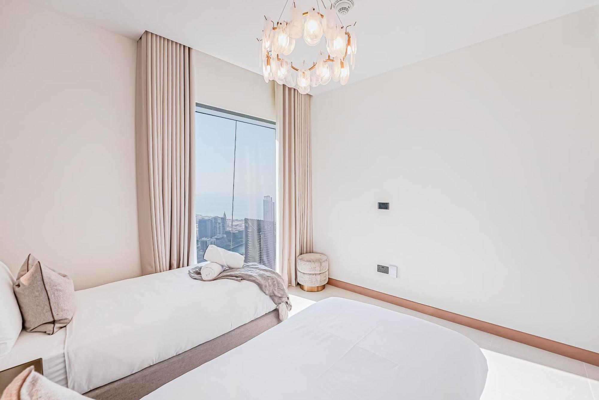 Appartamento Modern 2Br High Floor Haven In Vida Dubai Marina Esterno foto
