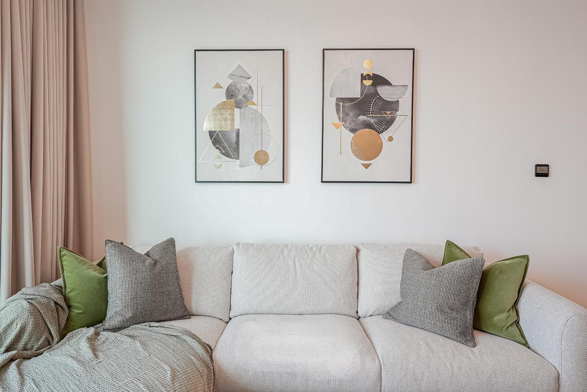 Appartamento Modern 2Br High Floor Haven In Vida Dubai Marina Esterno foto