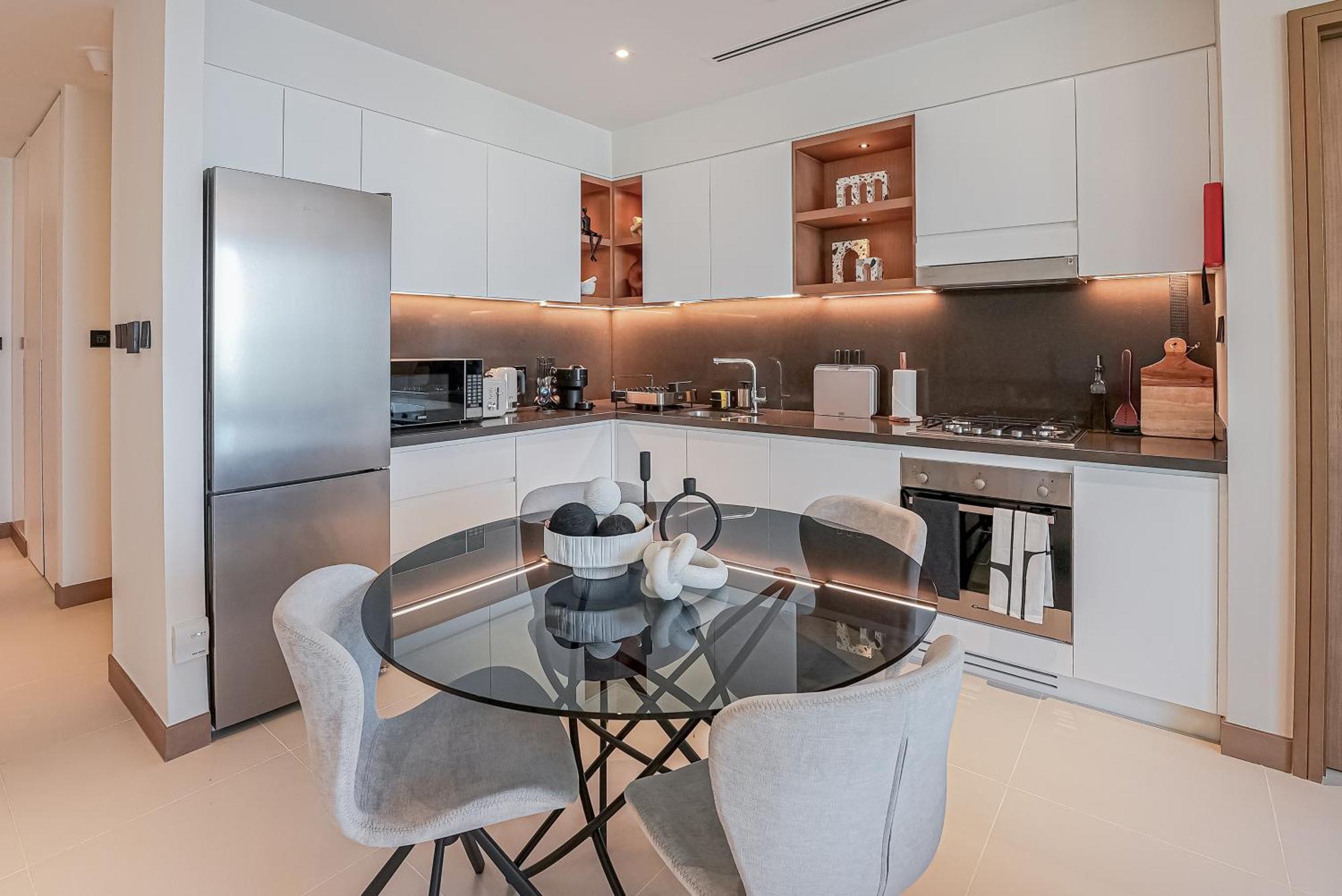 Appartamento Modern 2Br High Floor Haven In Vida Dubai Marina Esterno foto